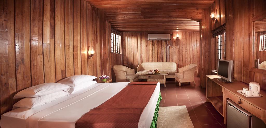 Hotel Woods N Spice - Thekkady Kumily Esterno foto