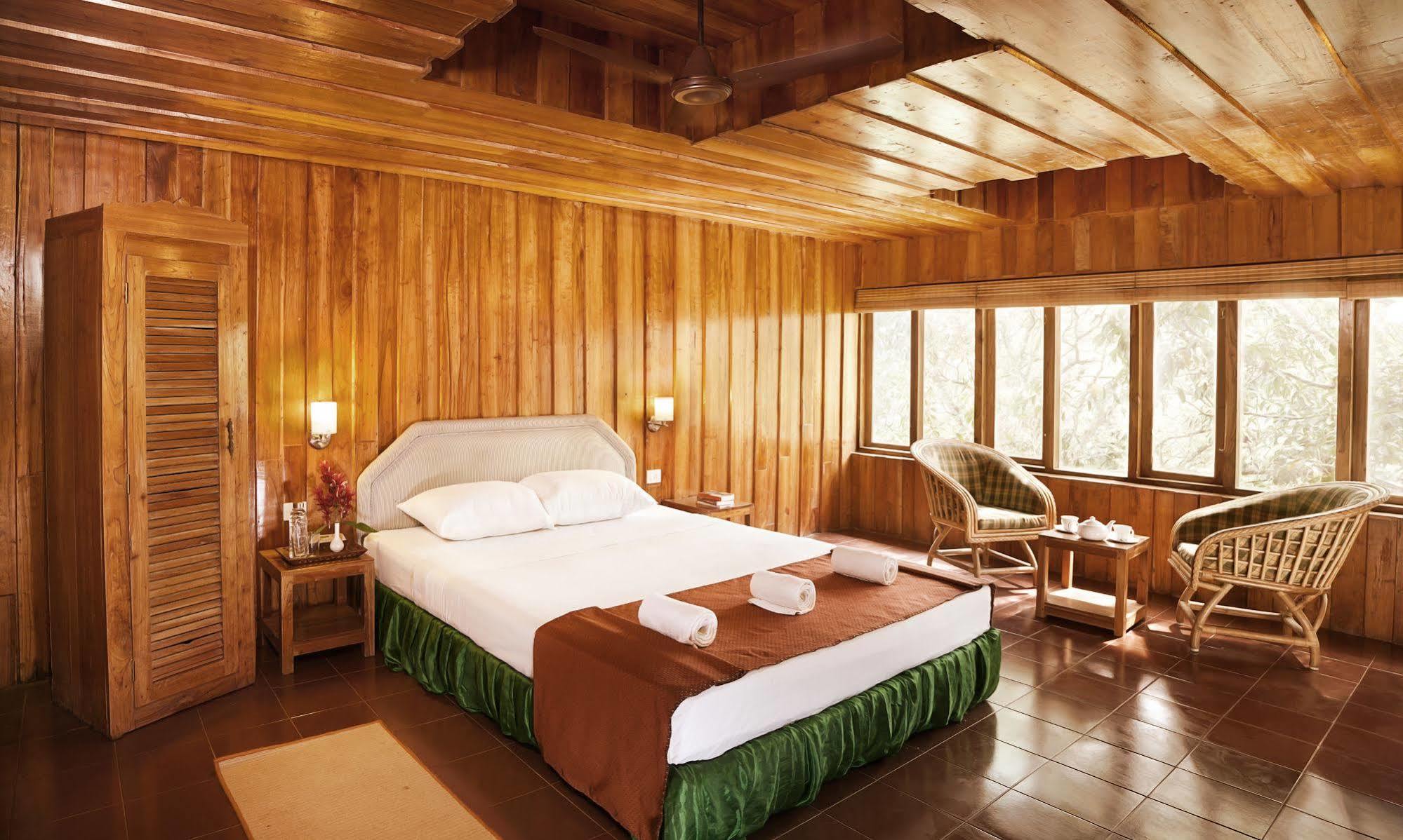 Hotel Woods N Spice - Thekkady Kumily Esterno foto